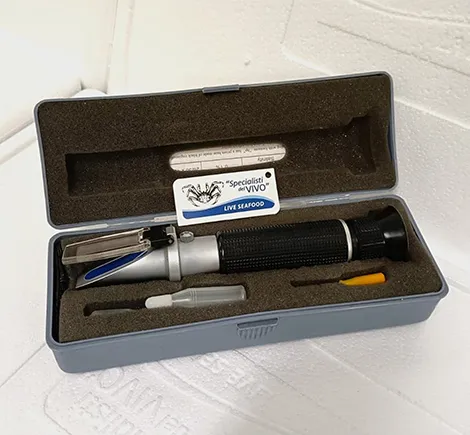 Refractometer